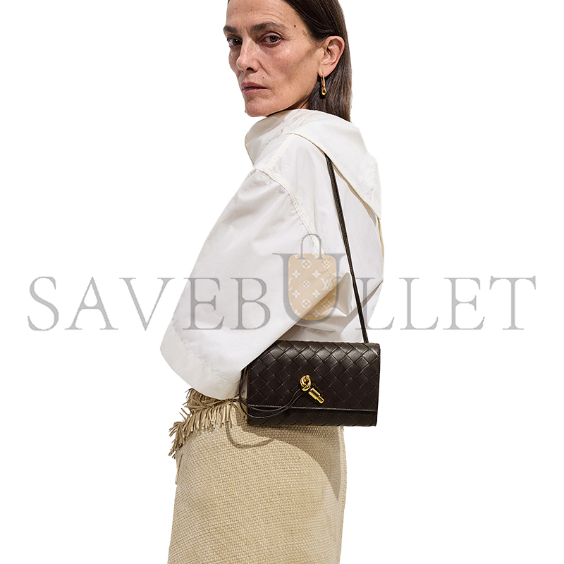B0tt*ga Ven*ta ANDIAMO POUCH ON STRAP 836940VCPP22190 (19*12.6*2cm)